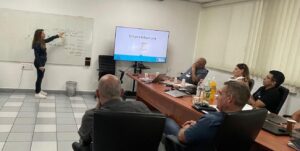 איך לבנות תהליך מכירה שמייצר תוצאות עקביות